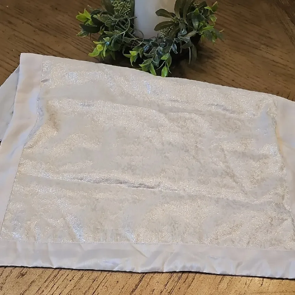 Elegant Silver Leopard Standard Pillow Case
